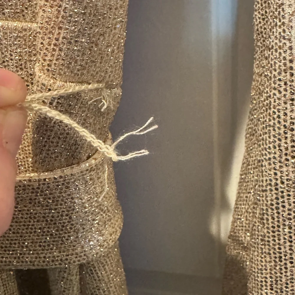 Adrianna Papell Gold Long sleeve dress Size 4 - Picture 14 of 15